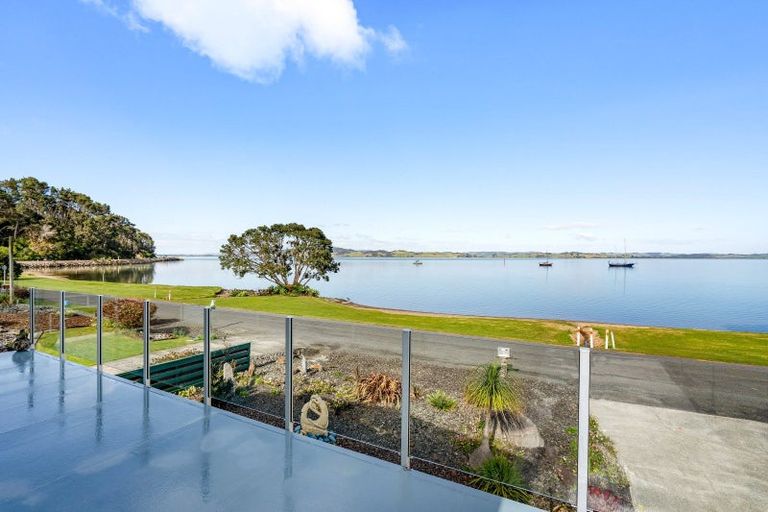 Photo of property in 6 Waikaraka Beach Road, Tamaterau, Whangarei, 0174
