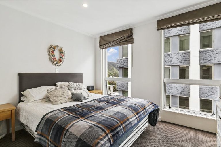 Photo of property in Terrace Heights Apartments, 12c/163 The Terrace, Wellington Central, Wellington, 6011