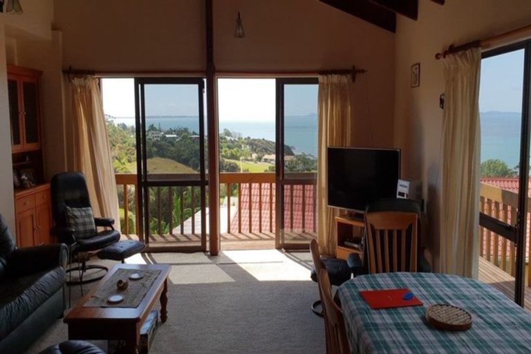 Photo of property in 26 Bay View Road, Cable Bay, 0420