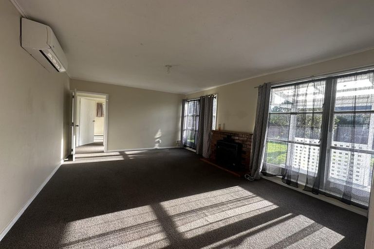 Photo of property in 27 Shakespeare Avenue, Trentham, Upper Hutt, 5018