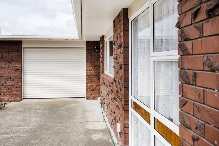 Photo of property in 12a Cecil Place, Cloverlea, Palmerston North, 4412