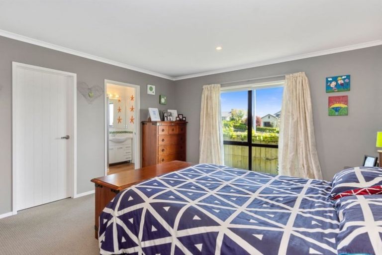 Photo of property in 11 Holyoake Terrace, Omokoroa, 3114