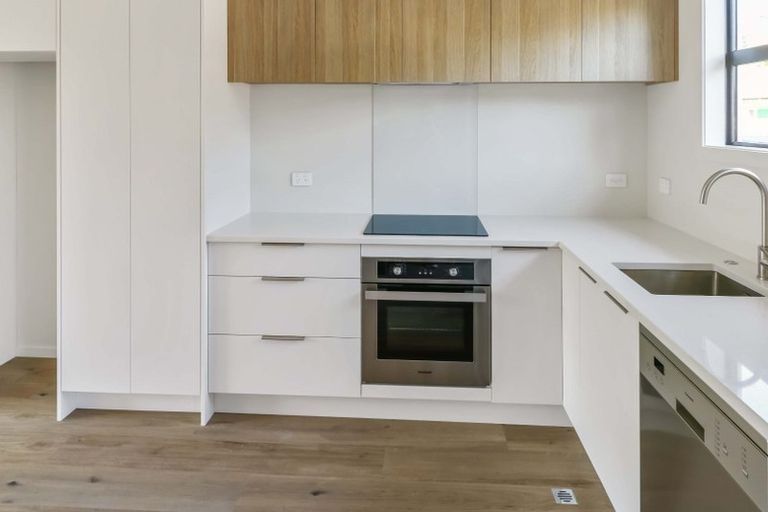 Photo of property in 6/489 Riverside Drive, Fairfield, Lower Hutt, 5011