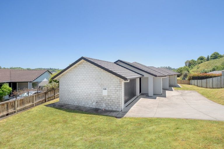 Photo of property in 11 Caldera Crescent, Pyes Pa, Tauranga, 3112