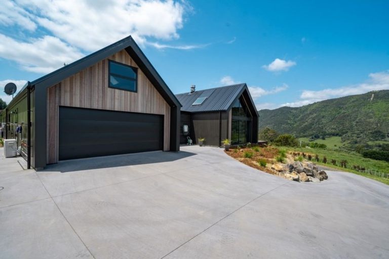 Photo of property in 74 Packtrack Road, Thames, 3577