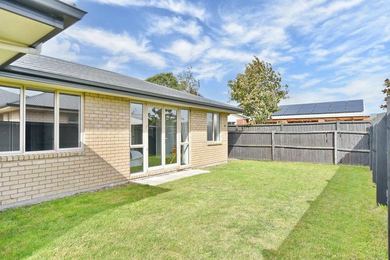 Photo of property in 7 Casa Blanca Lane, Burwood, Christchurch, 8083