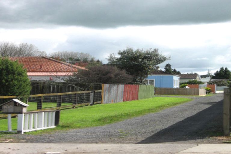 Photo of property in 10 Station Street, Tirau, 3410