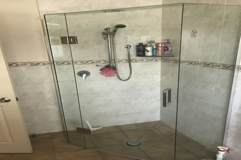 Photo of property in 6 Doneraille Place, Bethlehem, Tauranga, 3110