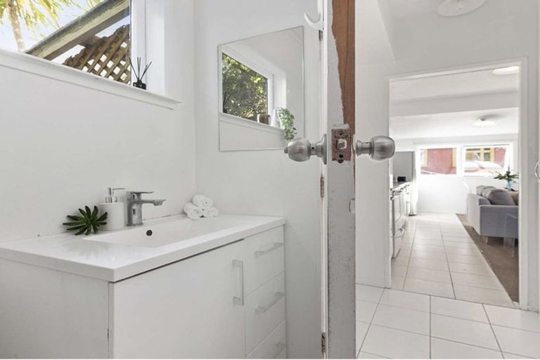 Photo of property in 67 Holloway Road, Aro Valley, Wellington, 6021