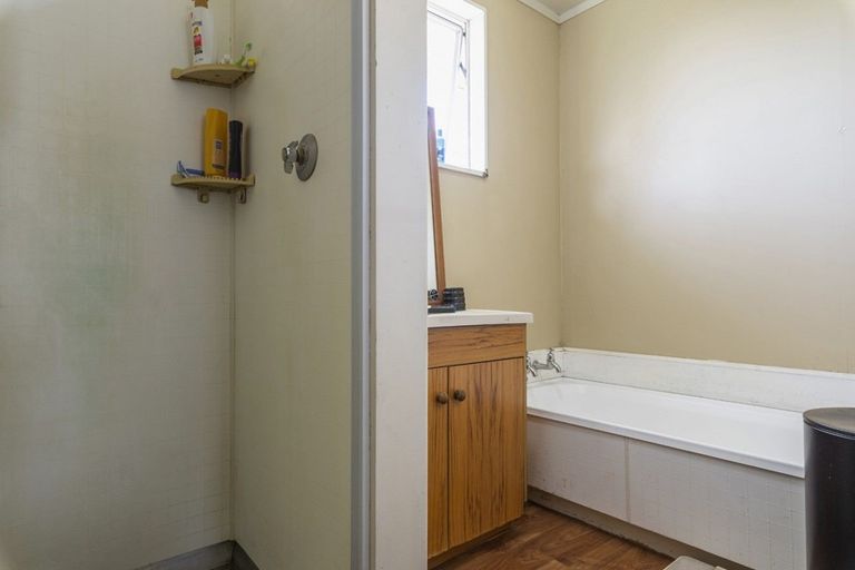 Photo of property in 212a Clayton Road, Mangakakahi, Rotorua, 3015