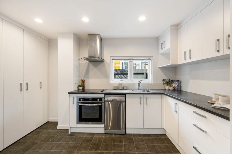 Photo of property in 4/78a Holly Road, St Albans, Christchurch, 8014