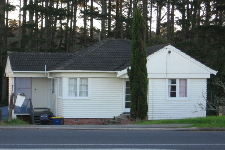 Photo of property in 641 Swanson Road, Swanson, Auckland, 0612