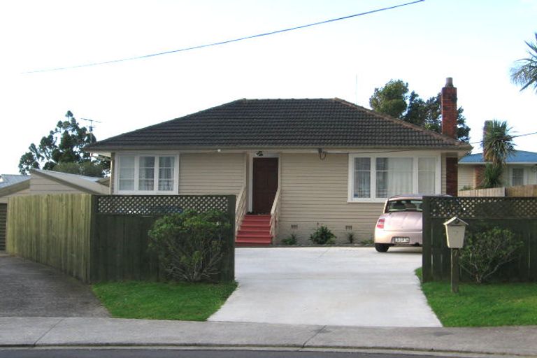 Photo of property in 7 Quiet Street, Te Atatu South, Auckland, 0610