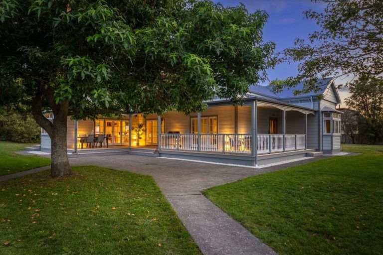 Photo of property in 43 Dale Road, Raumati South, Paraparaumu, 5032