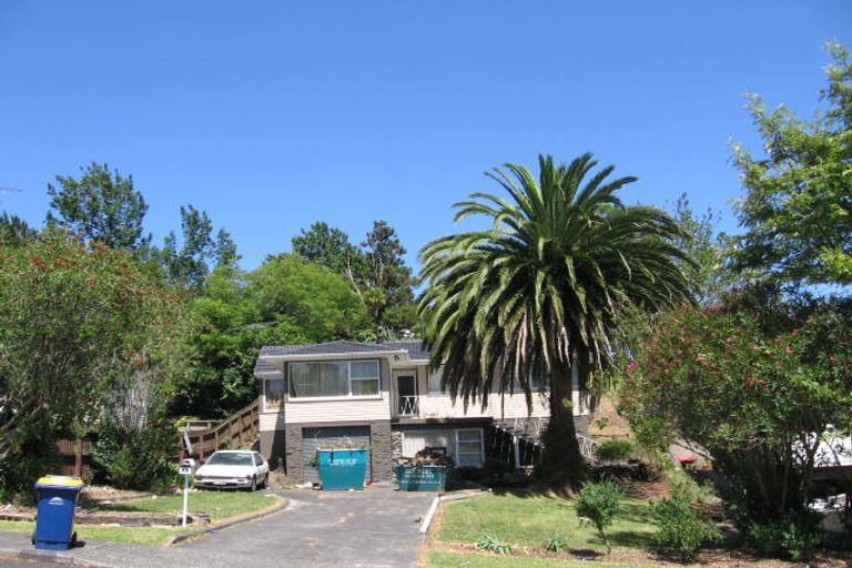 Photo of property in 14 Stott Avenue, Birkdale, Auckland, 0626