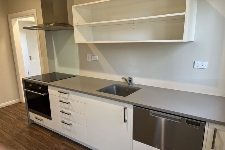 Photo of property in 3/133-135 Cuba Street, Petone, Lower Hutt, 5012