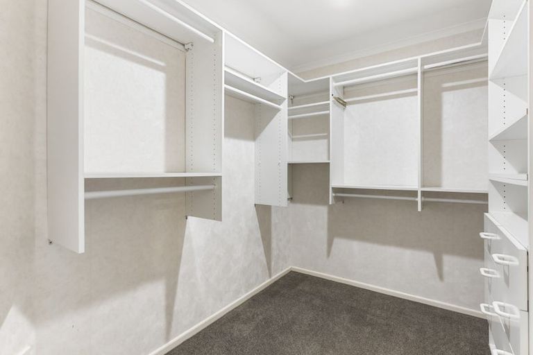 Photo of property in 40 Tralee Terrace, Dannemora, Auckland, 2016