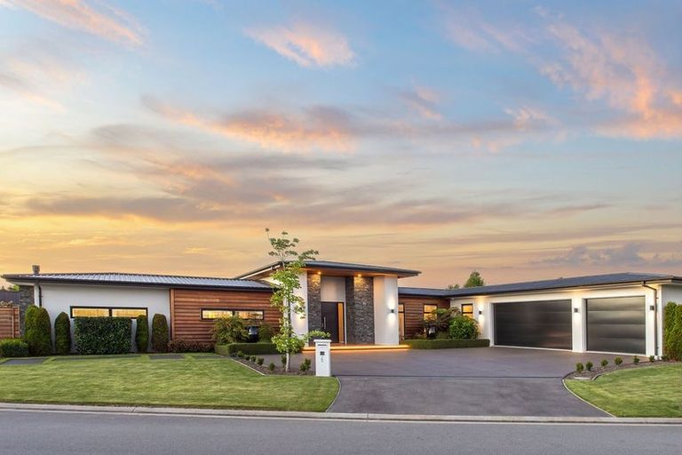 Photo of property in 6 Woodleigh Lane, Prebbleton, 7604