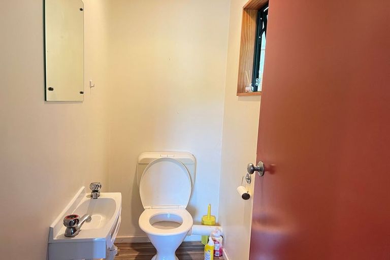 Photo of property in 123 Beach Haven Road, Beach Haven, Auckland, 0626