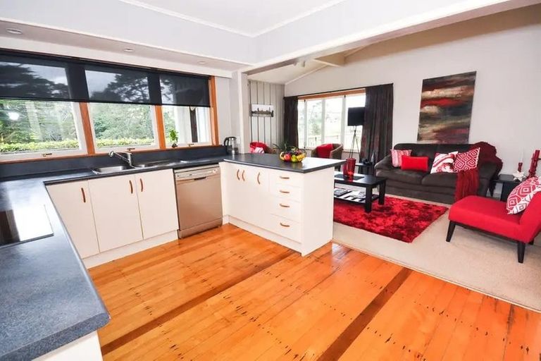 Photo of property in 489 Ormiston Road, Flat Bush, Manurewa, 2576