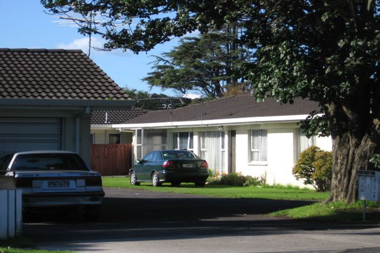 Photo of property in 4/97 Coronation Road, Papatoetoe, Auckland, 2025