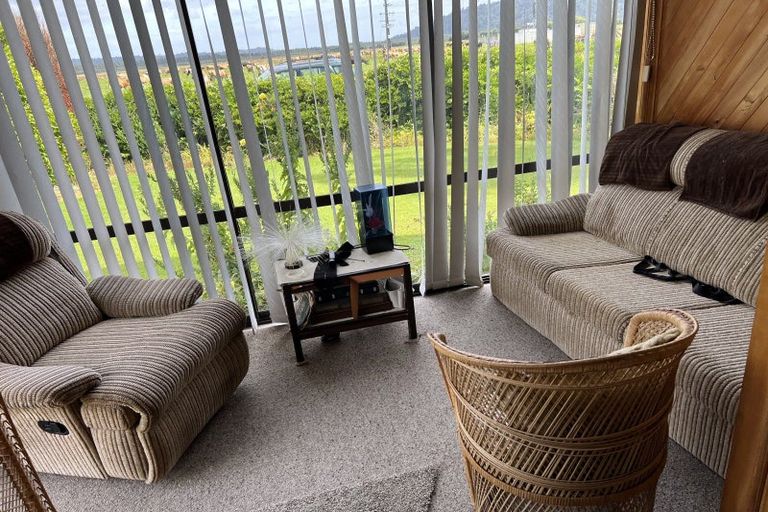 Photo of property in 36 Wanganui Flat Road, Harihari, 7884