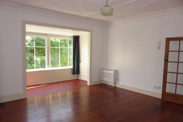 Photo of property in 9 Trafalgar Street, Johnsonville, Wellington, 6037