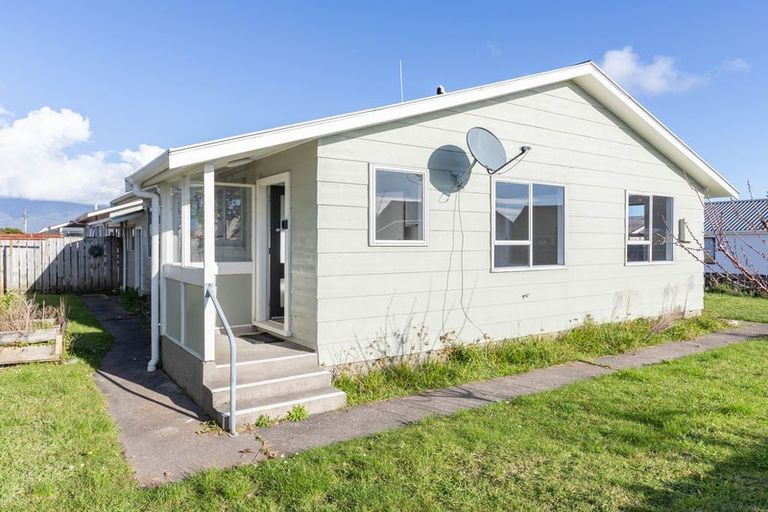 Photo of property in 86a Henley Street, Westport, 7825