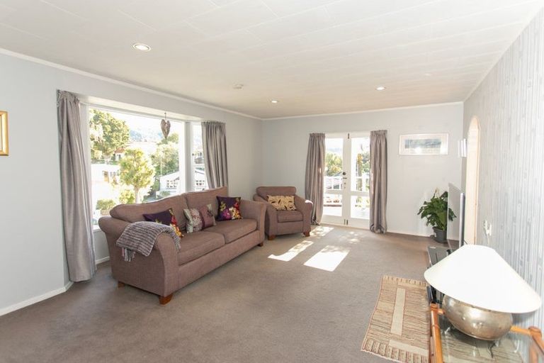 Photo of property in 1a Gloucester Street, Silverstream, Upper Hutt, 5019