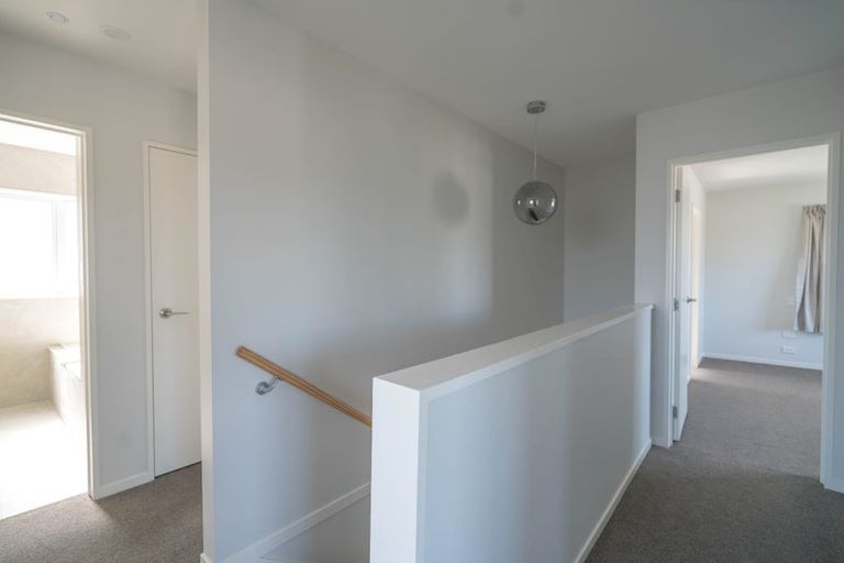 Photo of property in 19 Sorrel Crescent, Bucklands Beach, Auckland, 2012