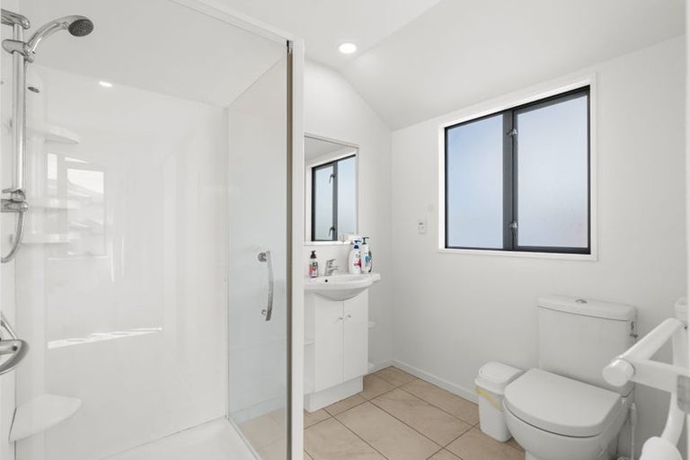 Photo of property in 70a Wharenui Road, Upper Riccarton, Christchurch, 8041