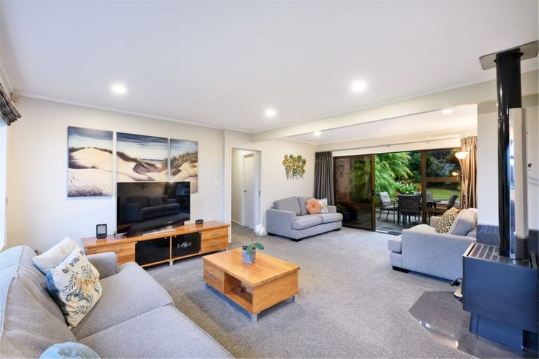 Photo of property in 53 Lonely Track Road, Fairview Heights, Auckland, 0632