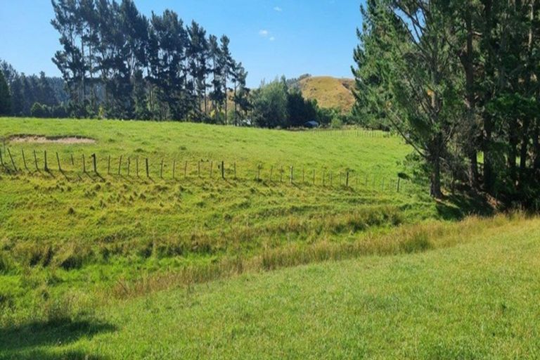 Photo of property in 216 Potts Road, Koputaroa, Levin, 5571