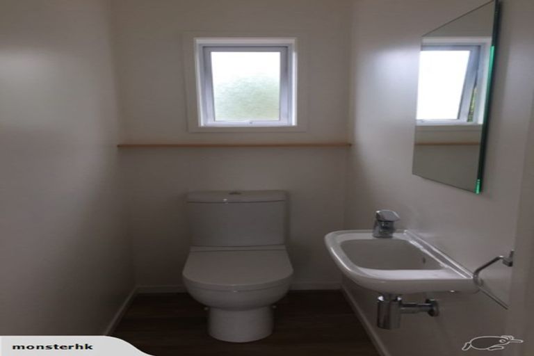 Photo of property in 2/41 Nile Road, Milford, Auckland, 0620