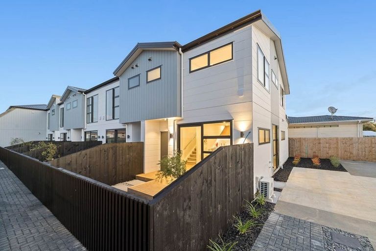 Photo of property in 107a Rathgar Road, Henderson, Auckland, 0610