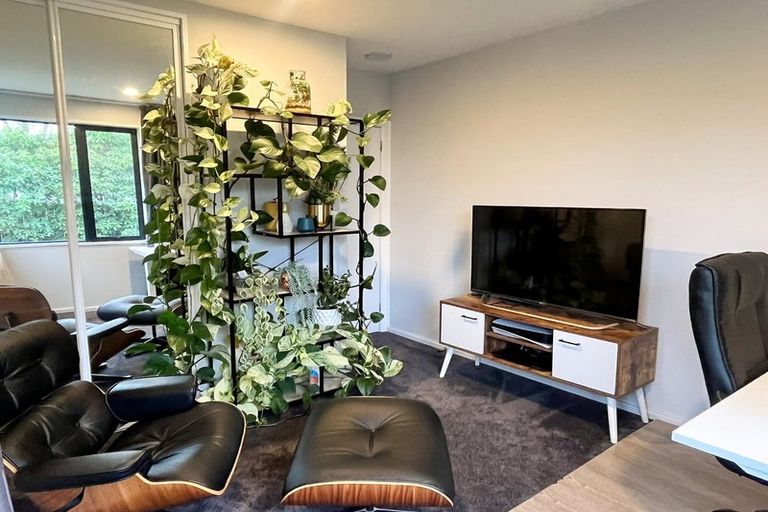 Photo of property in 17 Brent Place, Papanui, Christchurch, 8053