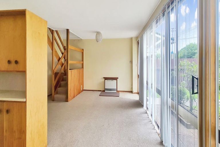 Photo of property in 13a Harris Street, Marton, 4710