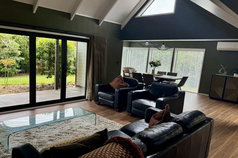 Photo of property in 5 Ngarara Road, Waikanae, 5036