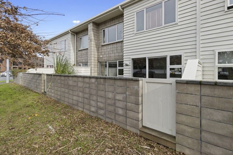 Photo of property in 2/39 Norton Road, Frankton, Hamilton, 3204