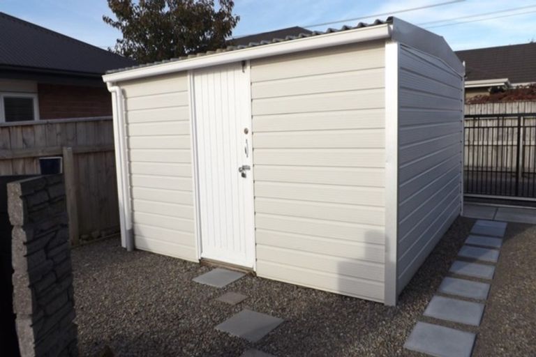 Photo of property in 44 Mako Mako Road, Levin, 5510