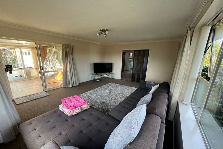 Photo of property in 1/3 Cottesmore Close, Burnside, Christchurch, 8053