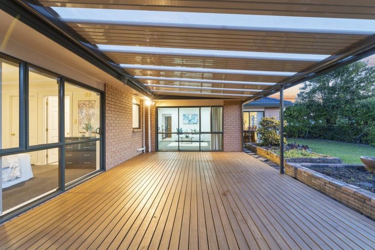 Photo of property in 51 Semillon Avenue, Henderson, Auckland, 0612