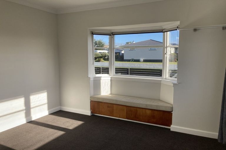 Photo of property in 43 Seyton Street, Stratford, 4332