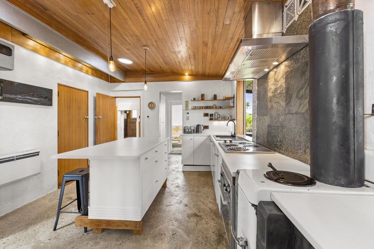 Photo of property in 29 Opotoru Road, Raglan, 3225