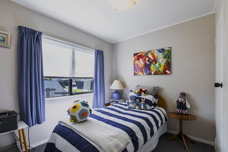 Photo of property in 2/205 Avondale Road, Greenmeadows, Napier, 4112