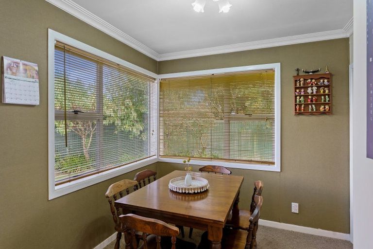 Photo of property in 16 Rimu Street, Otaki, 5512