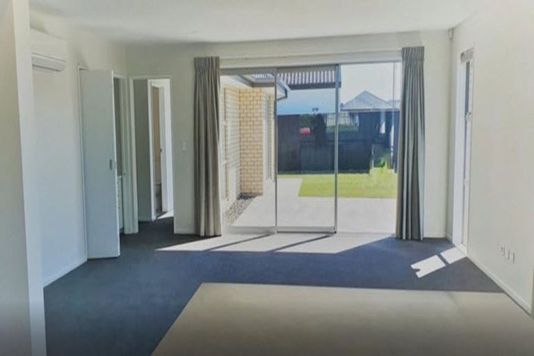 Photo of property in 76 Stationmasters Way, Prebbleton, 7604