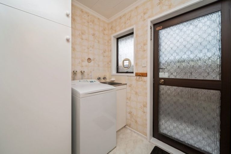 Photo of property in 6a Cornwall Street, Brooklands, New Plymouth, 4310