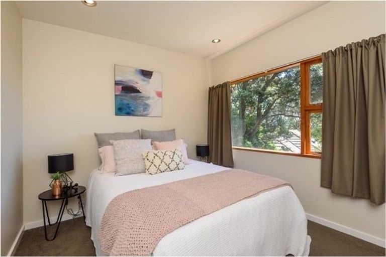 Photo of property in 101 Tannadyce Street, Strathmore Park, Wellington, 6022