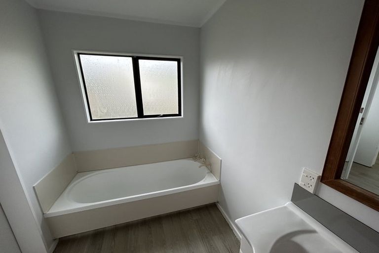 Photo of property in 46b Aquarius Drive, Kawaha Point, Rotorua, 3010